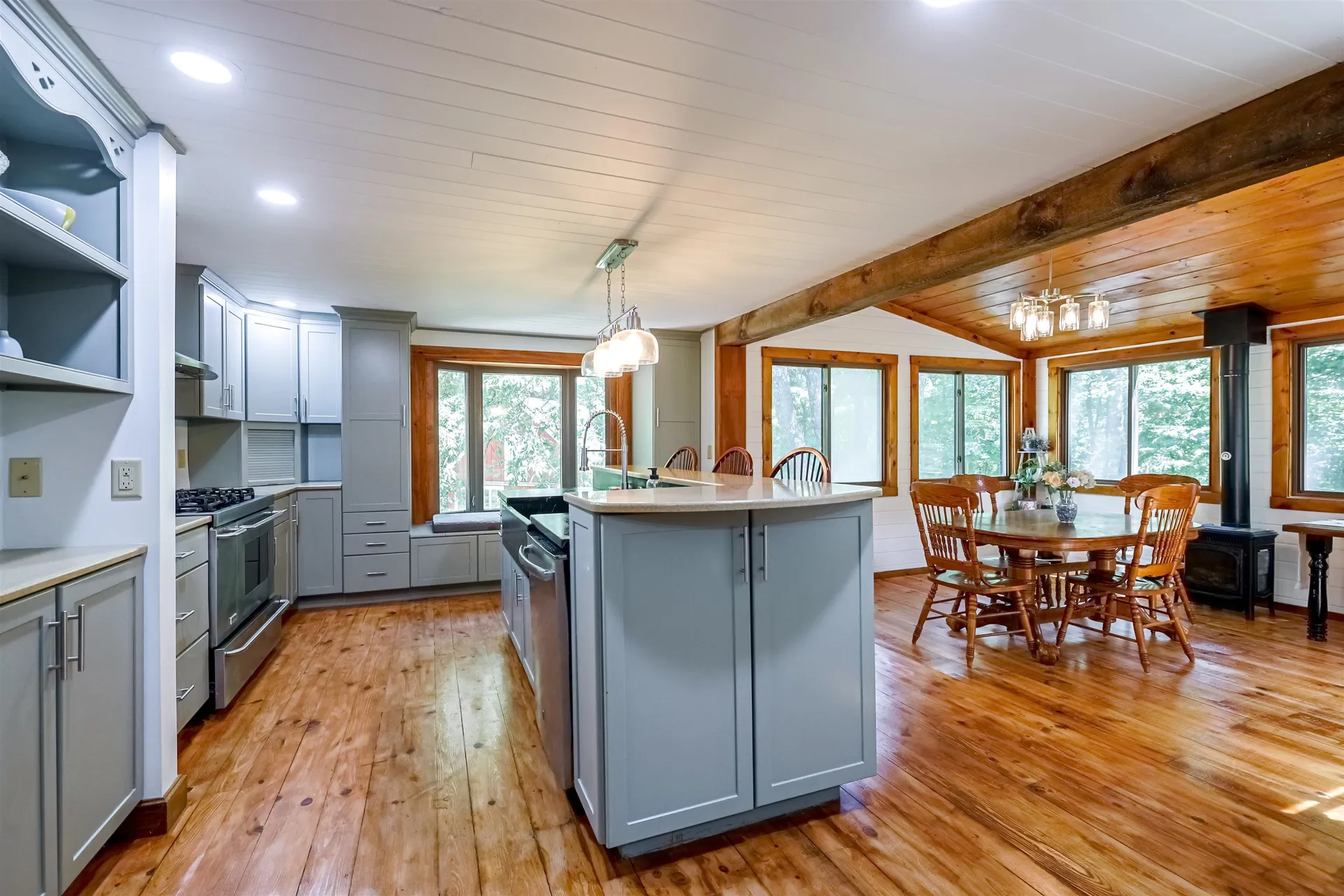 51 Baxter Road Hollis NH 03049