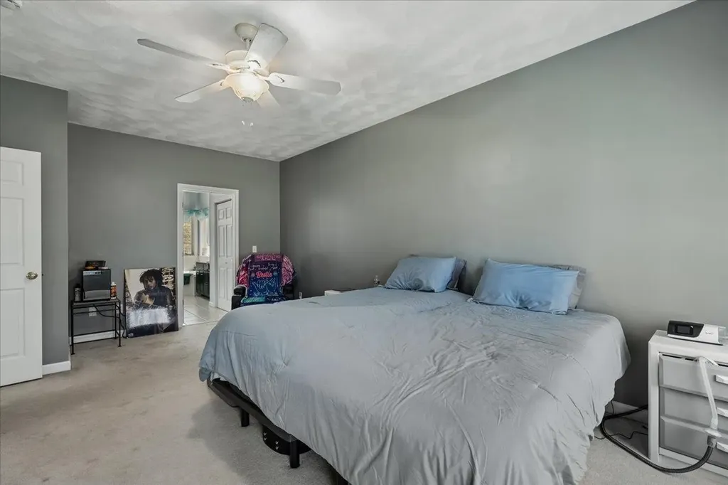 85 Odell Road Sandown NH 03873