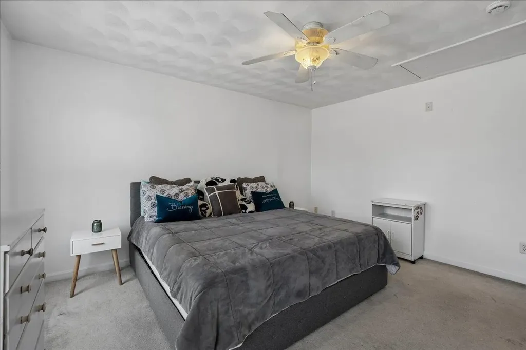 85 Odell Road Sandown NH 03873
