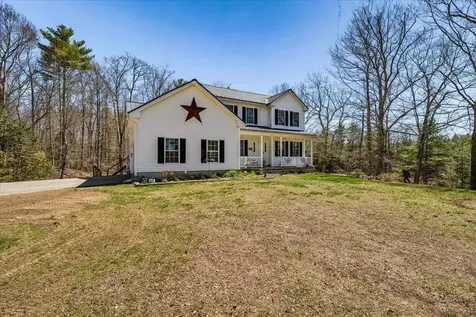 85 Odell Road Sandown NH 03873