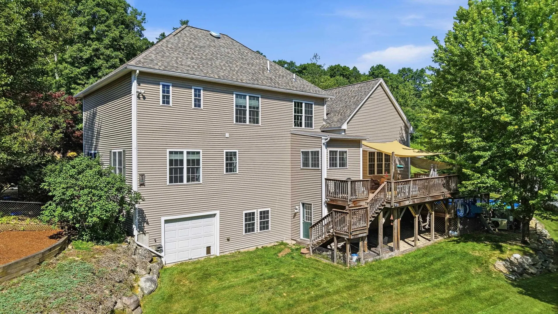 22 Longview Circle Pelham NH 03076