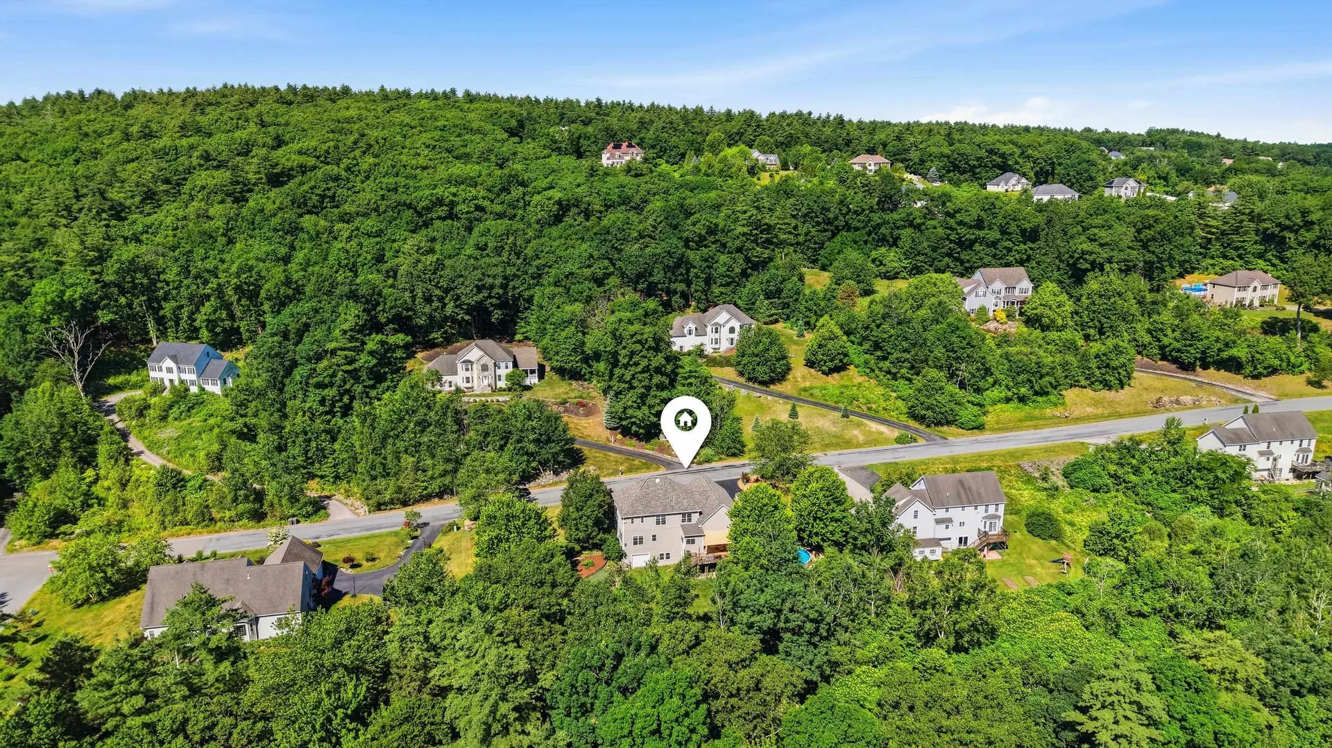 22 Longview Circle Pelham NH 03076