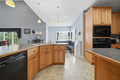 22 Longview Circle Pelham NH 03076