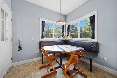 22 Longview Circle Pelham NH 03076