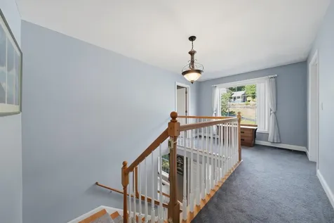 22 Longview Circle Pelham NH 03076