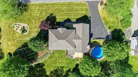 22 Longview Circle Pelham NH 03076