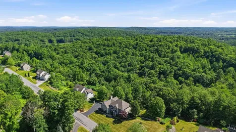 22 Longview Circle Pelham NH 03076