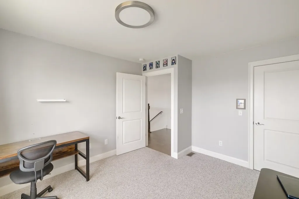 184 Rye Circle South Burlington VT 05403