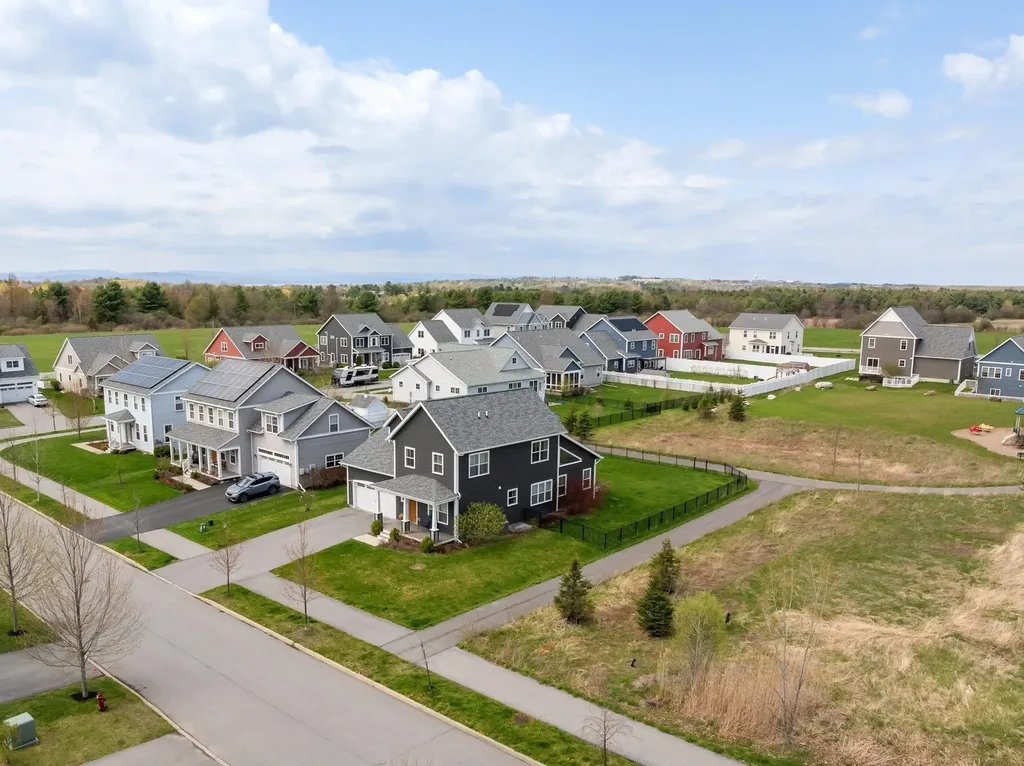 184 Rye Circle South Burlington VT 05403