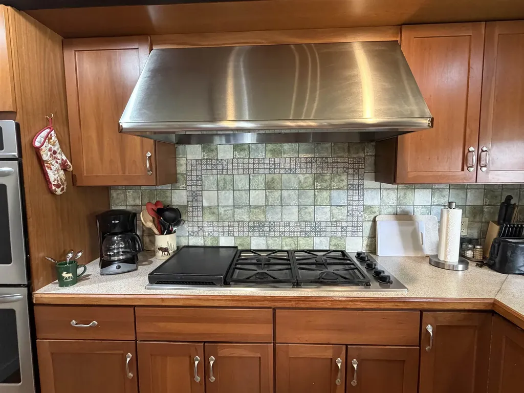 386 Howland Farm Road Mount Holly VT 05758