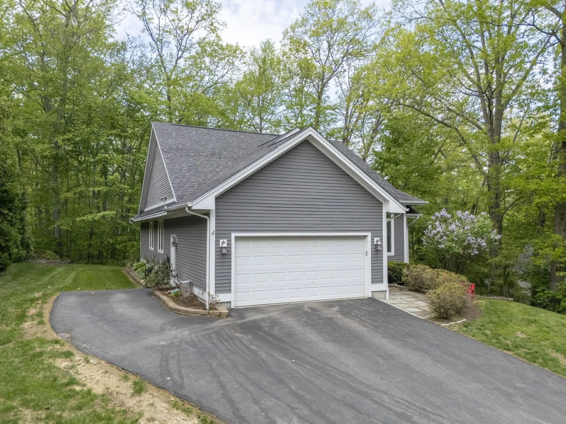 26 Thayer Pond Road Concord NH 03301