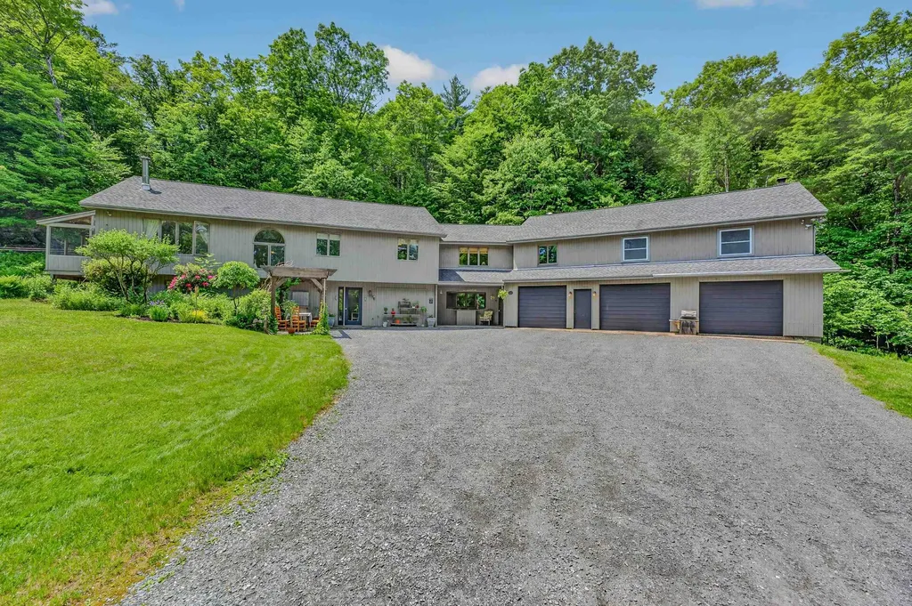 29 Wooley Pasture Road Plymouth NH 03264