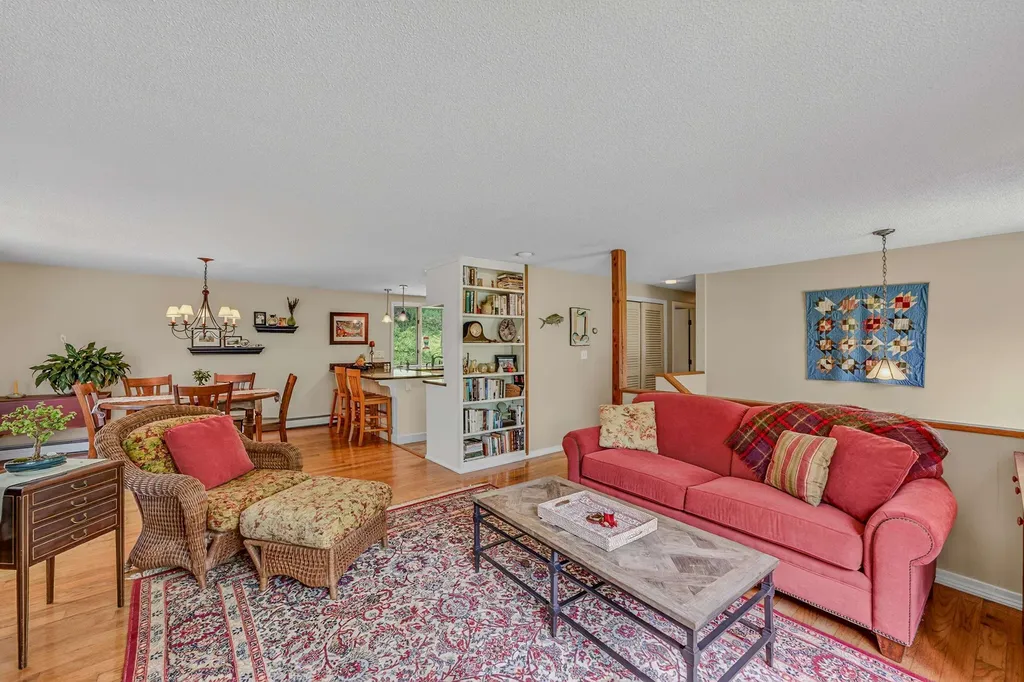 29 Wooley Pasture Road Plymouth NH 03264