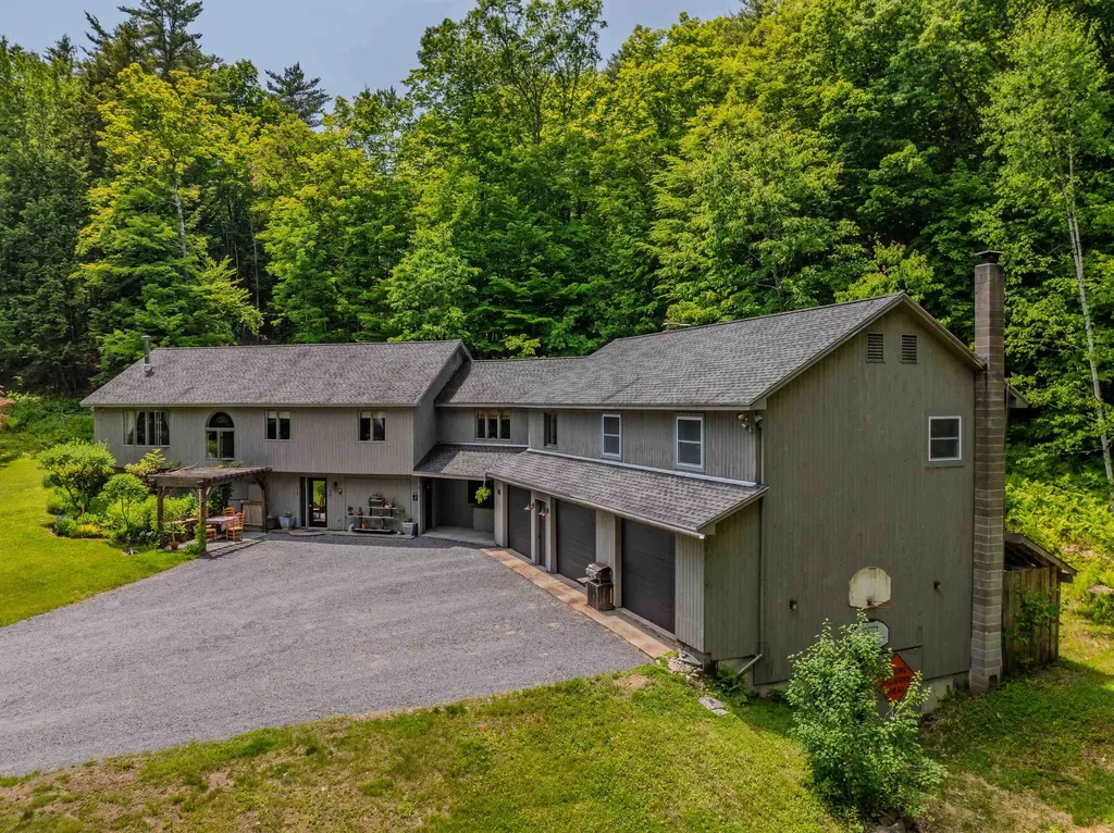 29 Wooley Pasture Road Plymouth NH 03264