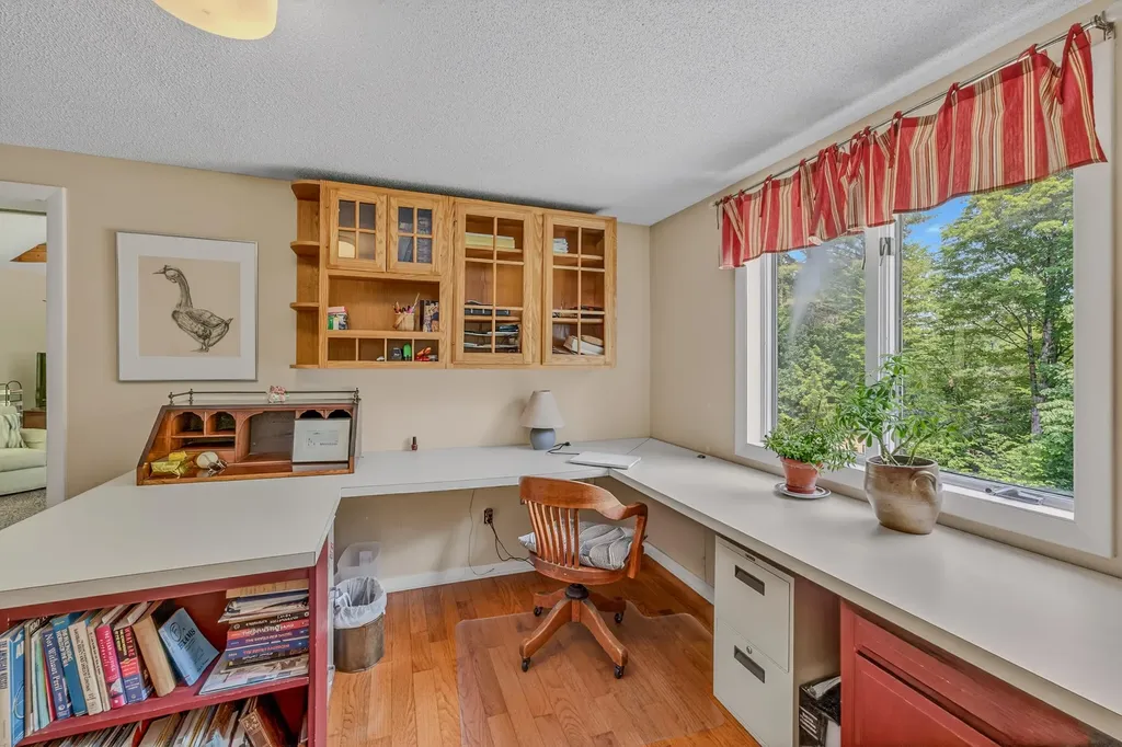 29 Wooley Pasture Road Plymouth NH 03264