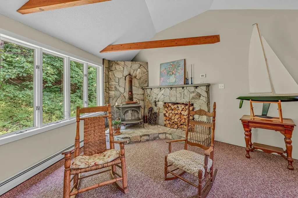 29 Wooley Pasture Road Plymouth NH 03264