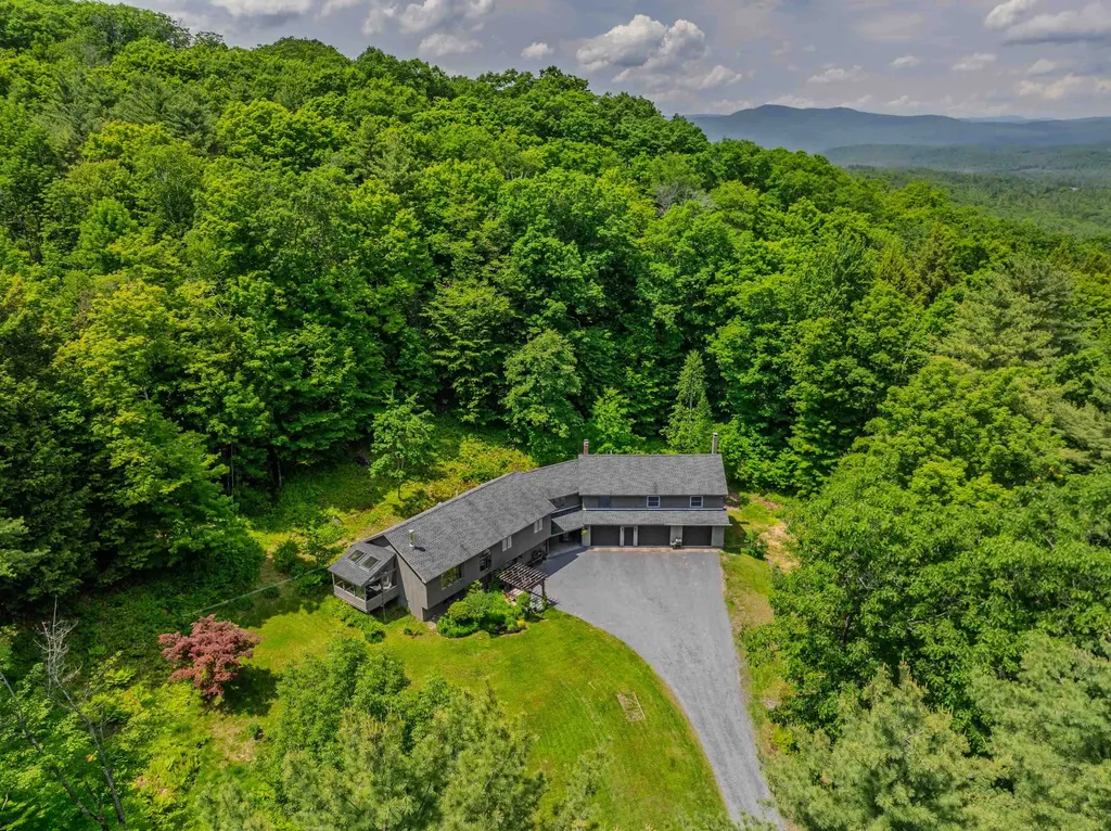 29 Wooley Pasture Road Plymouth NH 03264