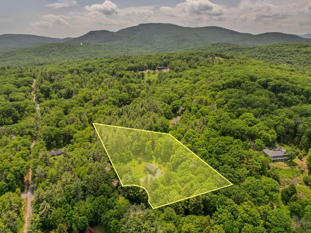 29 Wooley Pasture Road Plymouth NH 03264