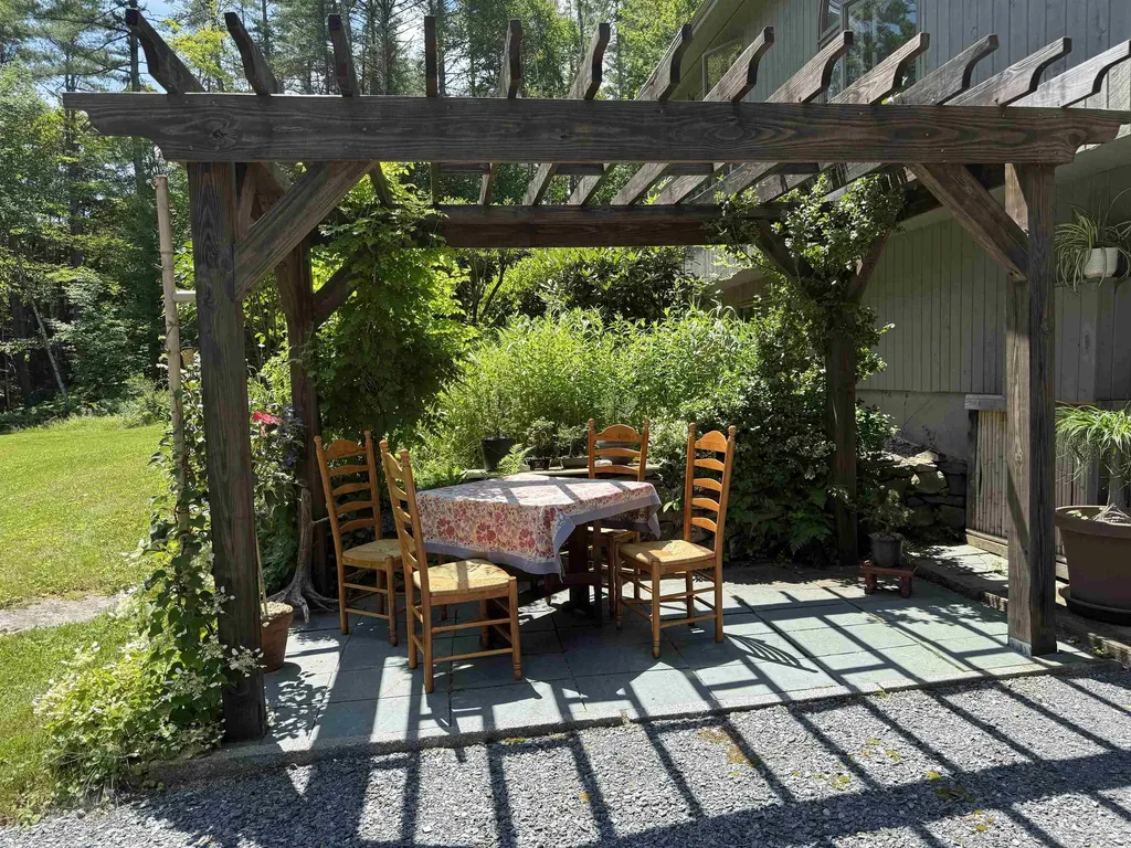 29 Wooley Pasture Road Plymouth NH 03264