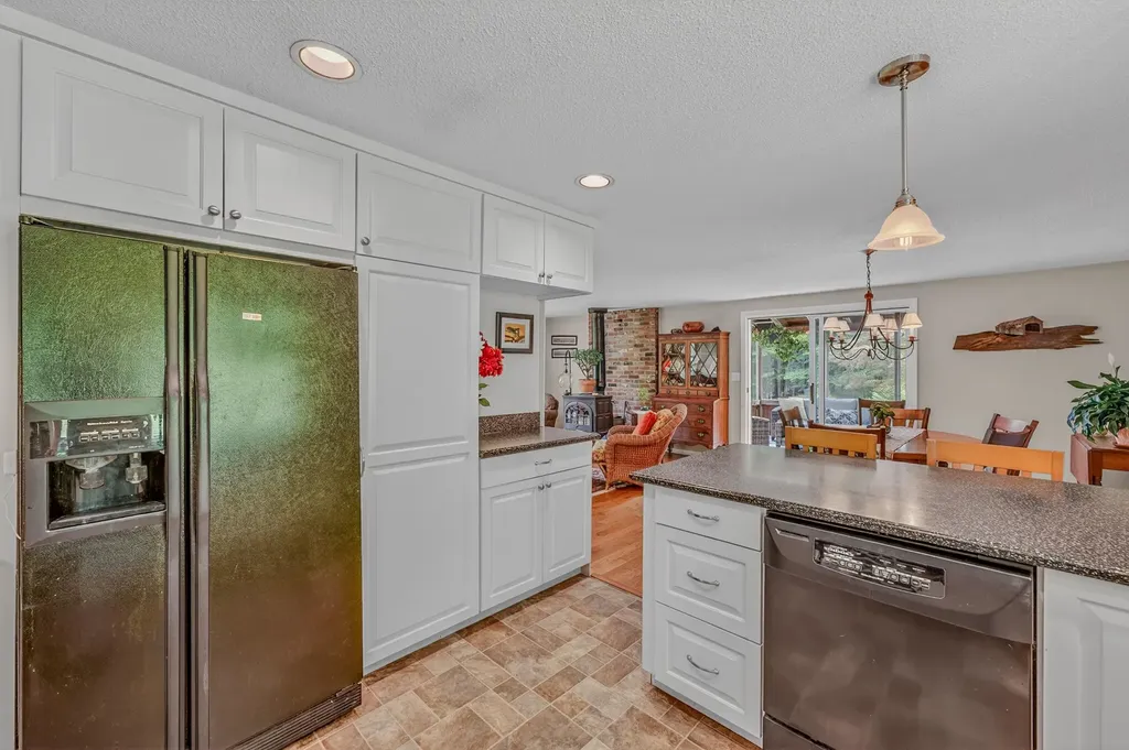 29 Wooley Pasture Road Plymouth NH 03264