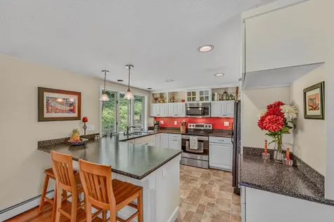29 Wooley Pasture Road Plymouth NH 03264