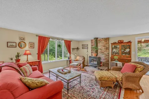 29 Wooley Pasture Road Plymouth NH 03264
