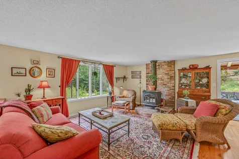 29 Wooley Pasture Road Plymouth NH 03264
