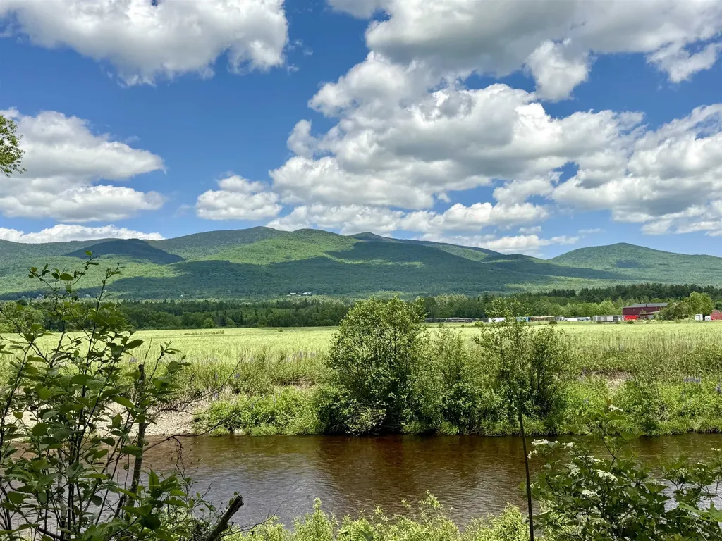 205 Whipple Road Jefferson NH 03583