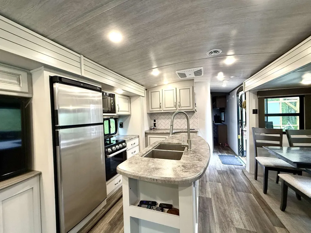 205 Whipple Road Jefferson NH 03583