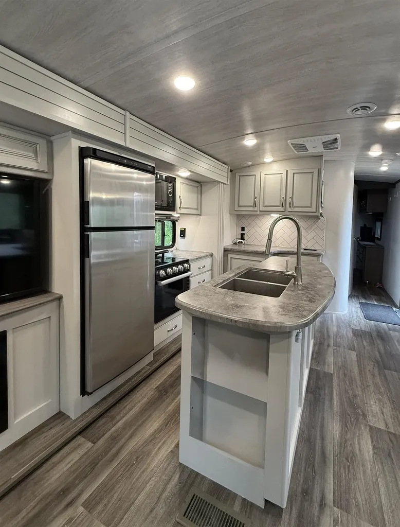 205 Whipple Road Jefferson NH 03583