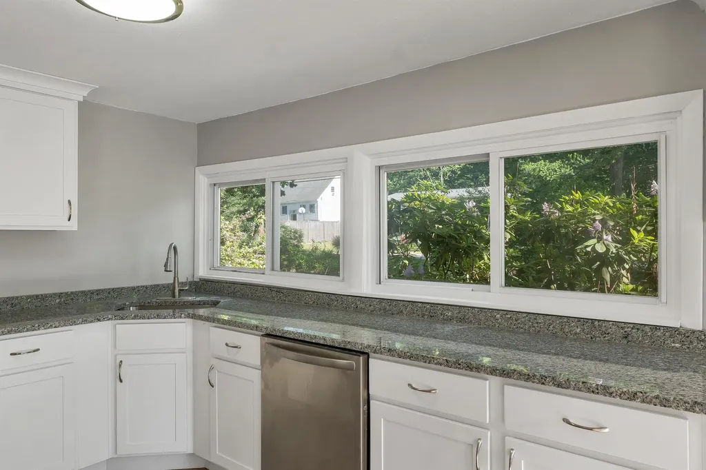 3 Carter Road Merrimack NH 03054