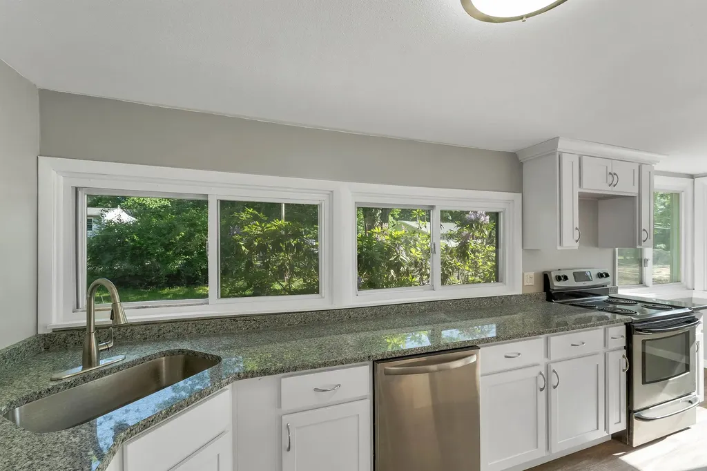 3 Carter Road Merrimack NH 03054
