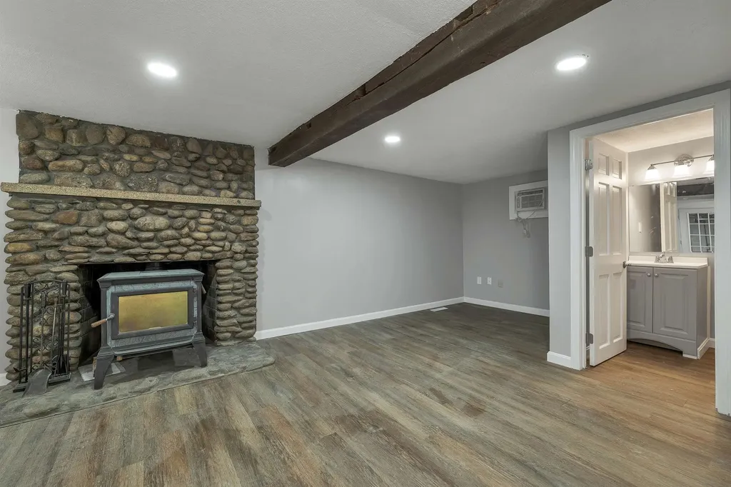 3 Carter Road Merrimack NH 03054