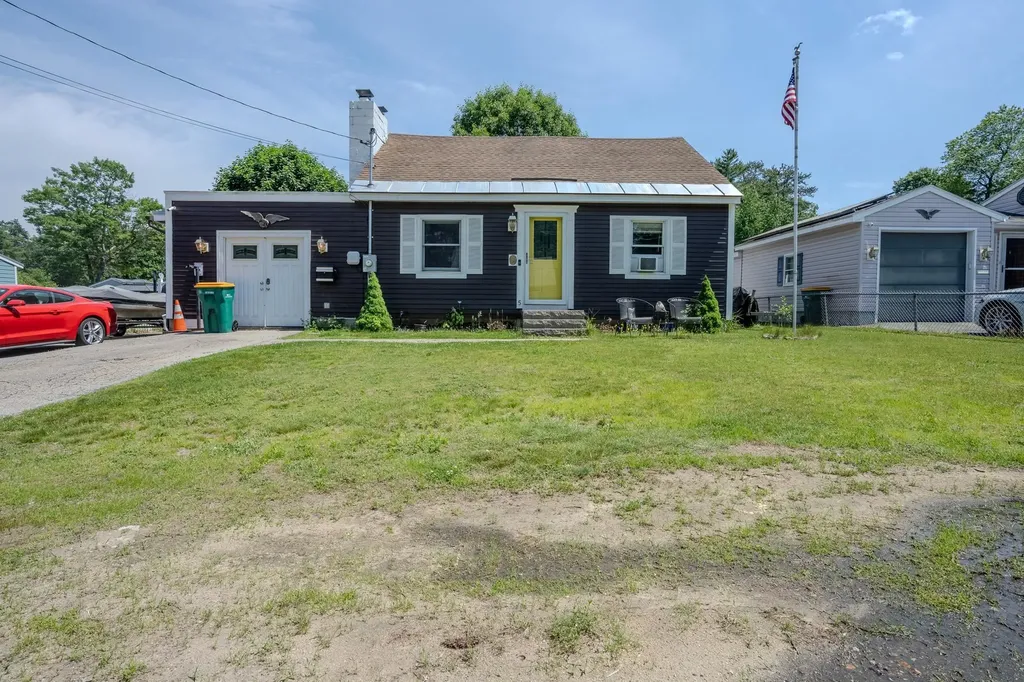 5 Russell Street Rochester NH 03867