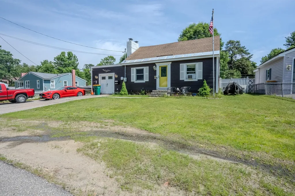 5 Russell Street Rochester NH 03867