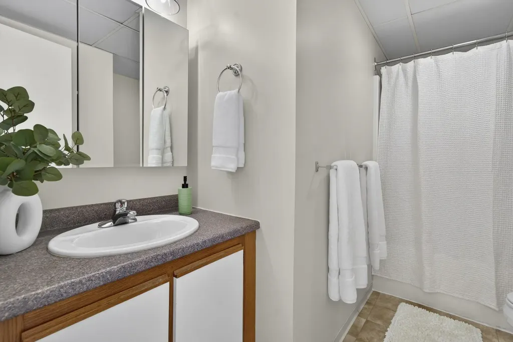 15 Mount St. Mary's Way Hooksett NH 03106