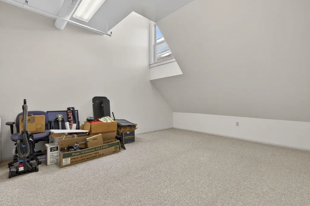 15 Mount St. Mary's Way Hooksett NH 03106