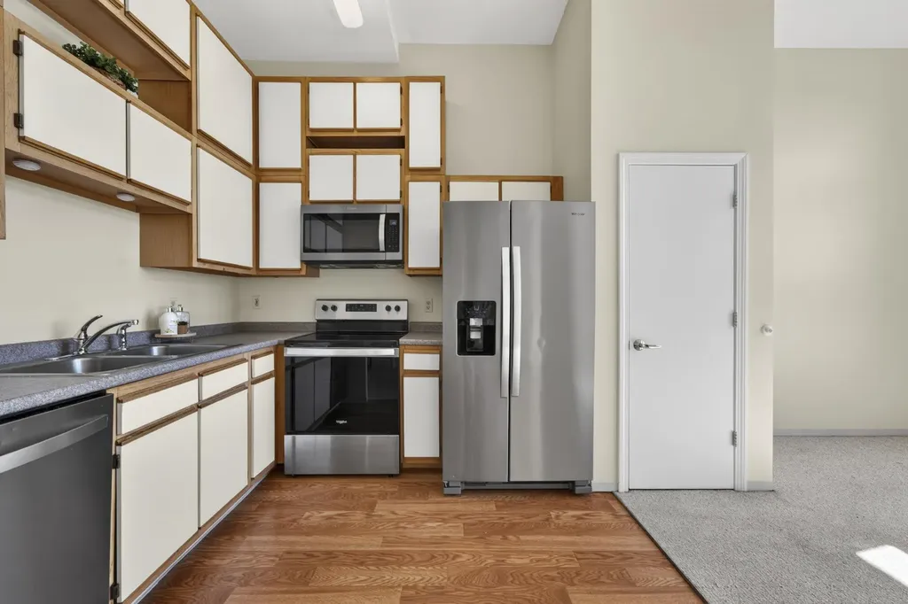 15 Mount St. Mary's Way Hooksett NH 03106