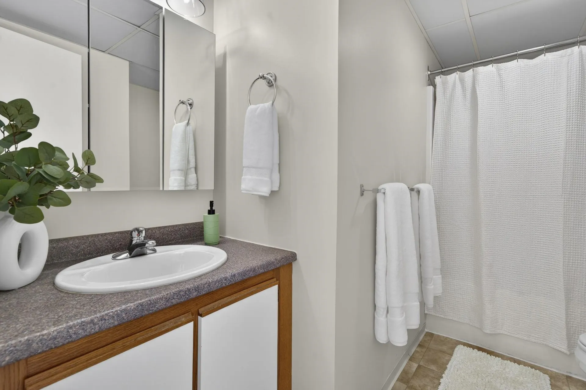 15 Mount St. Mary's Way Hooksett NH 03106
