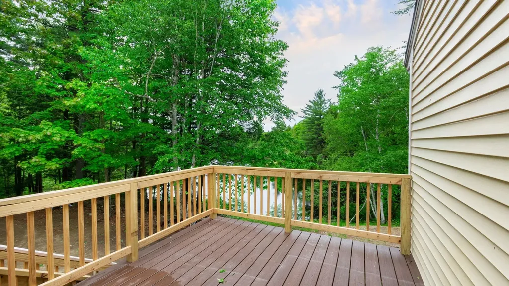 31 Jack Street Northwood NH 03261