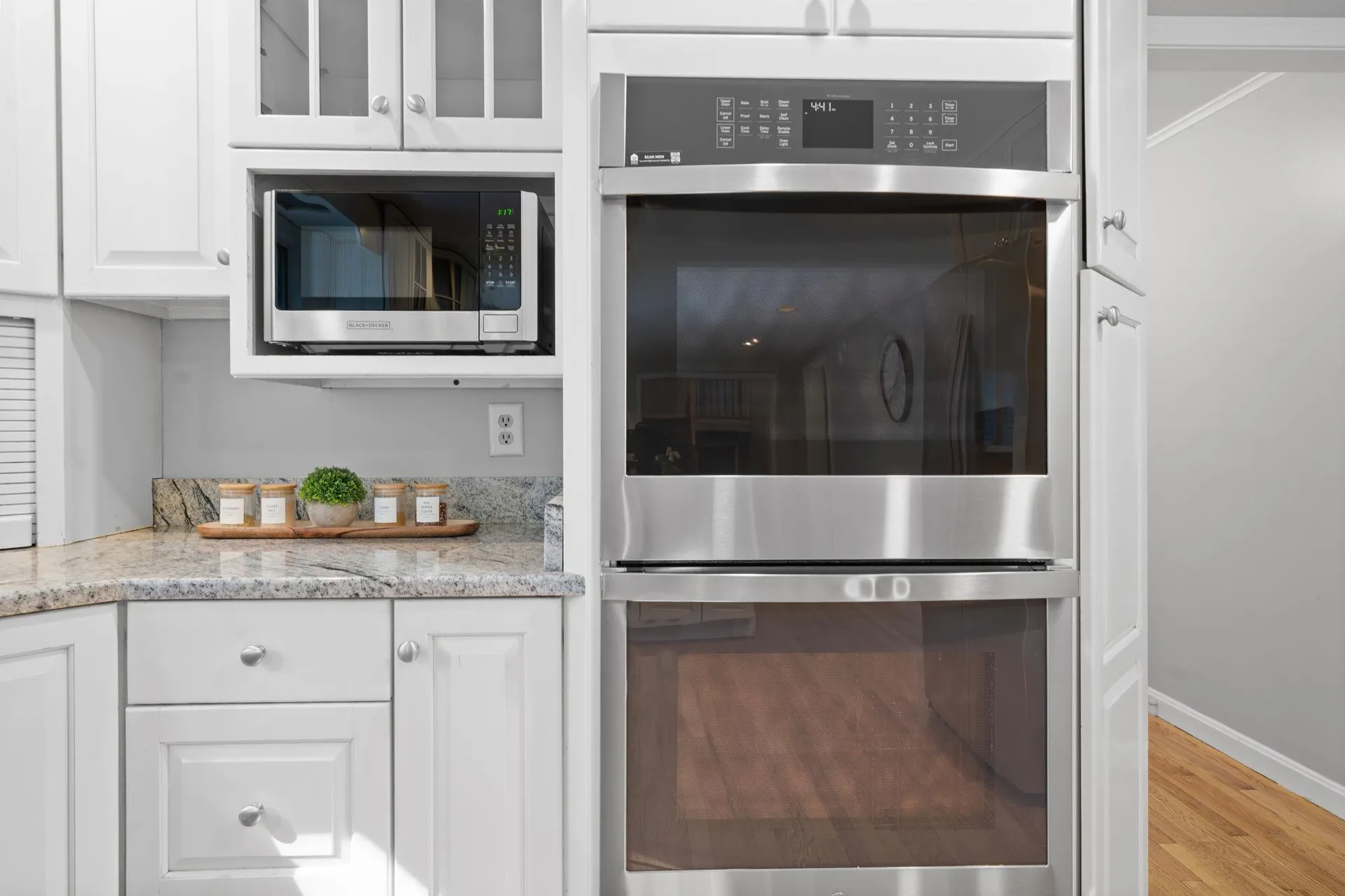23 Middle Dunstable Road Nashua NH 03062