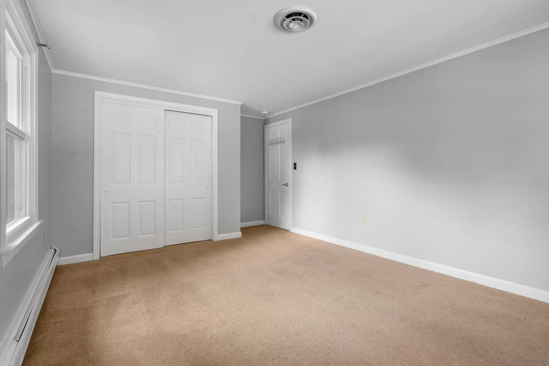 23 Middle Dunstable Road Nashua NH 03062