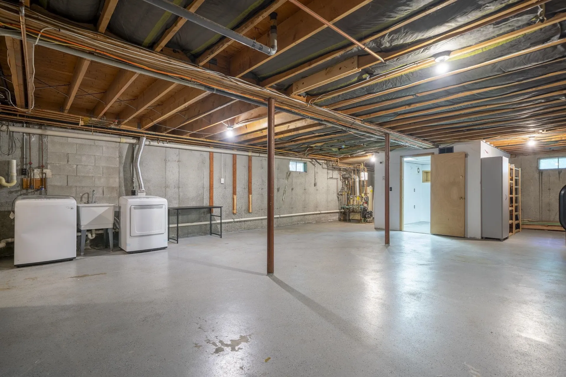 23 Middle Dunstable Road Nashua NH 03062