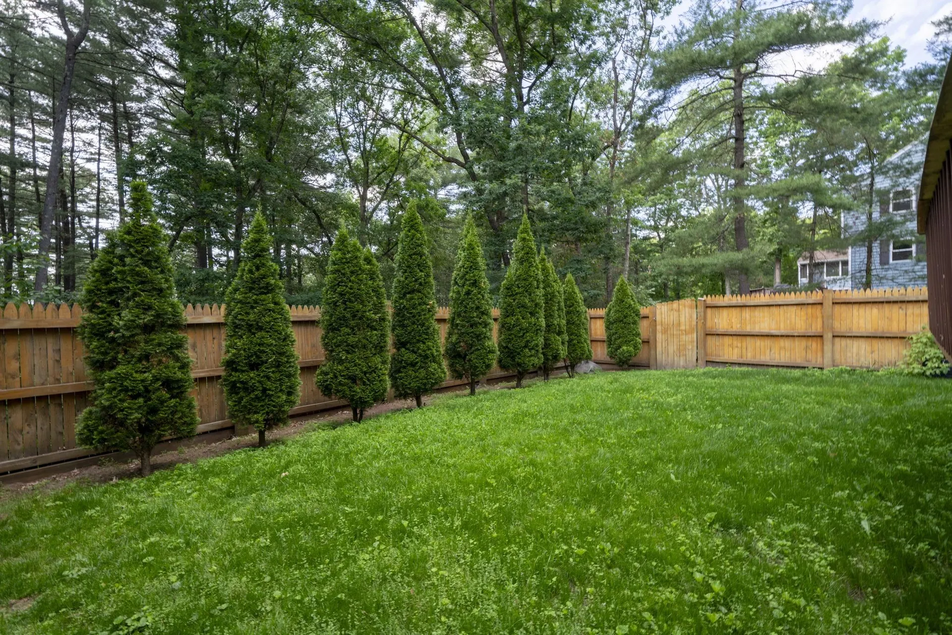 23 Middle Dunstable Road Nashua NH 03062