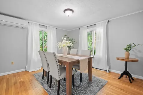 23 Middle Dunstable Road Nashua NH 03062