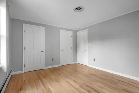 23 Middle Dunstable Road Nashua NH 03062