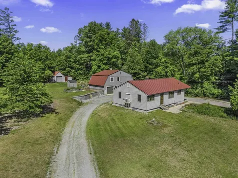 35 Tyler Road Hopkinton NH 03229