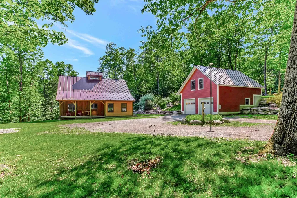 13 Lower Middle Road Chittenden VT 05763