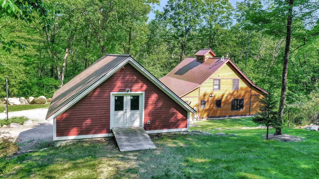 13 Lower Middle Road Chittenden VT 05763