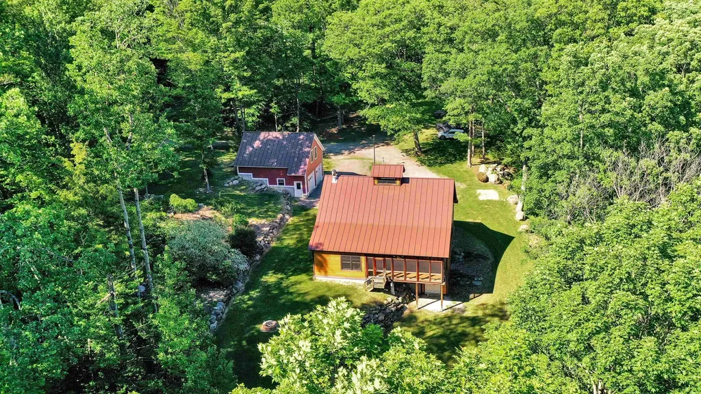13 Lower Middle Road Chittenden VT 05763